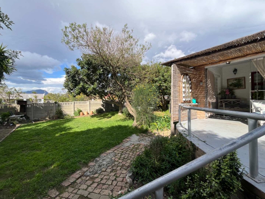 2 Bedroom Property for Sale in Fisherhaven Western Cape